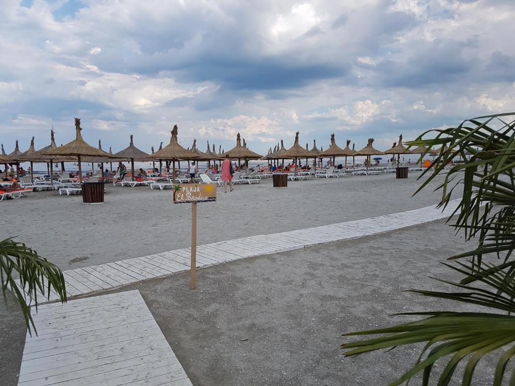 E&E Mamaia Nord Apartamento Năvodari Exterior foto